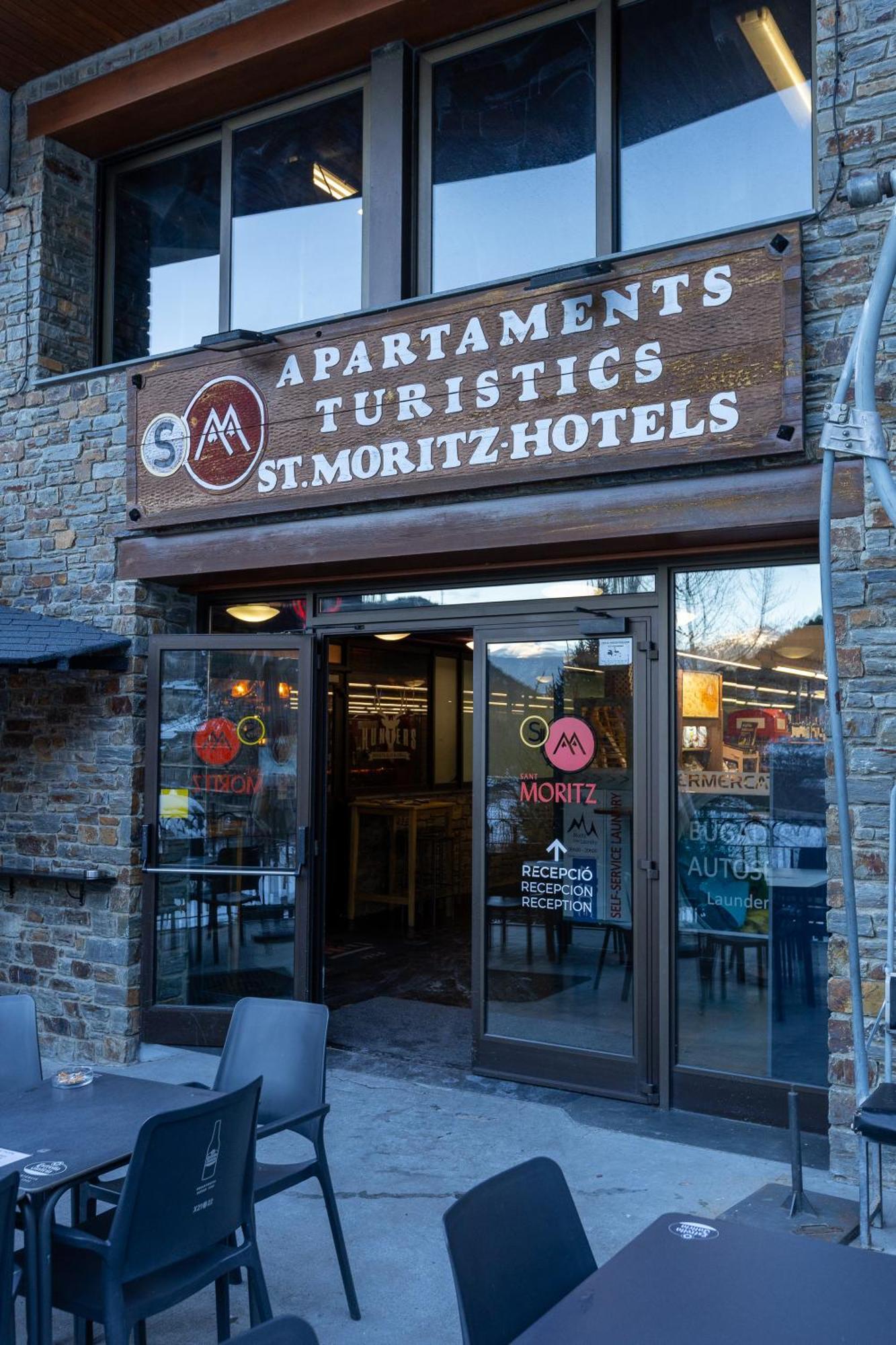 ארינסל Apartaments Sant Moritz מראה חיצוני תמונה