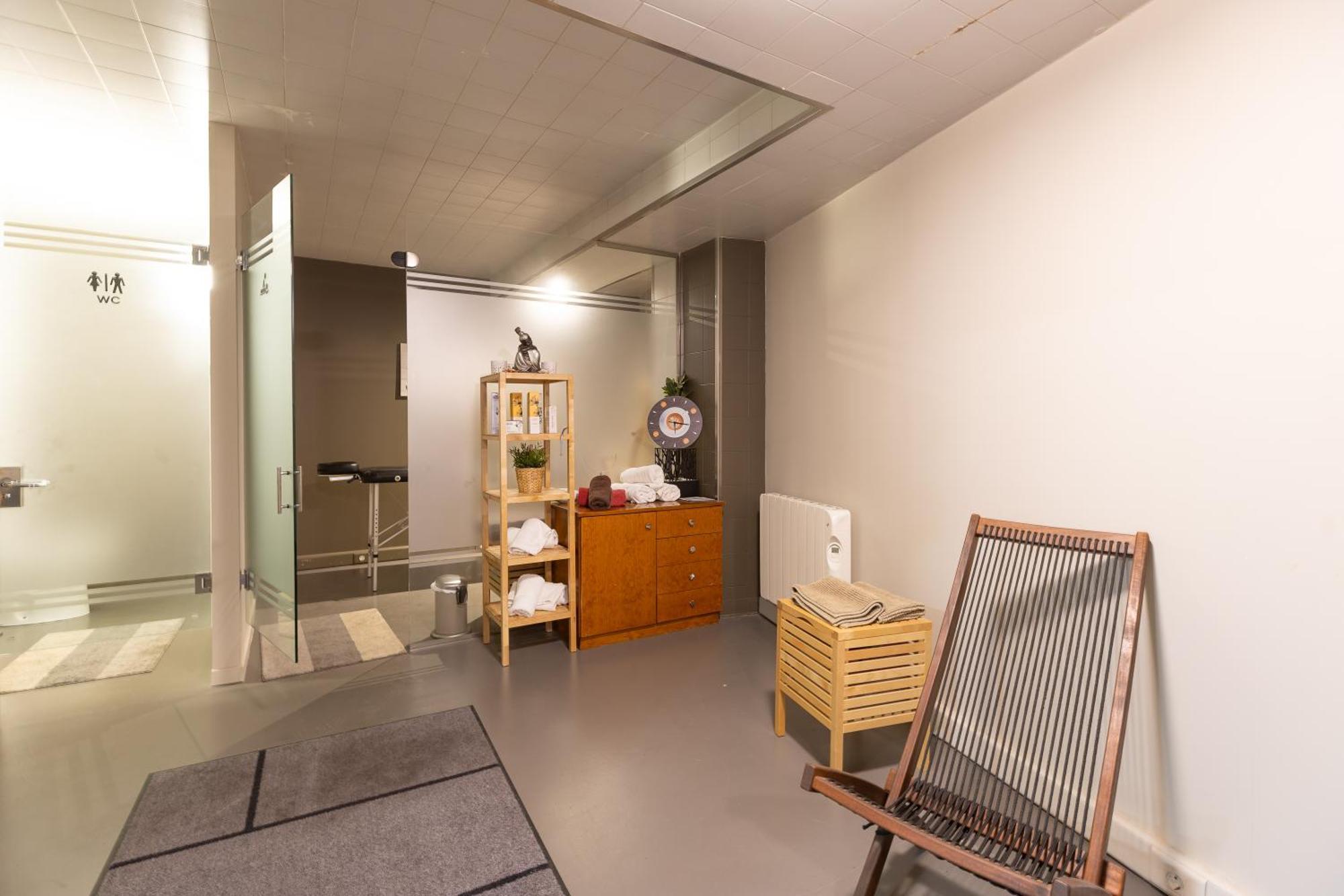 ארינסל Apartaments Sant Moritz מראה חיצוני תמונה