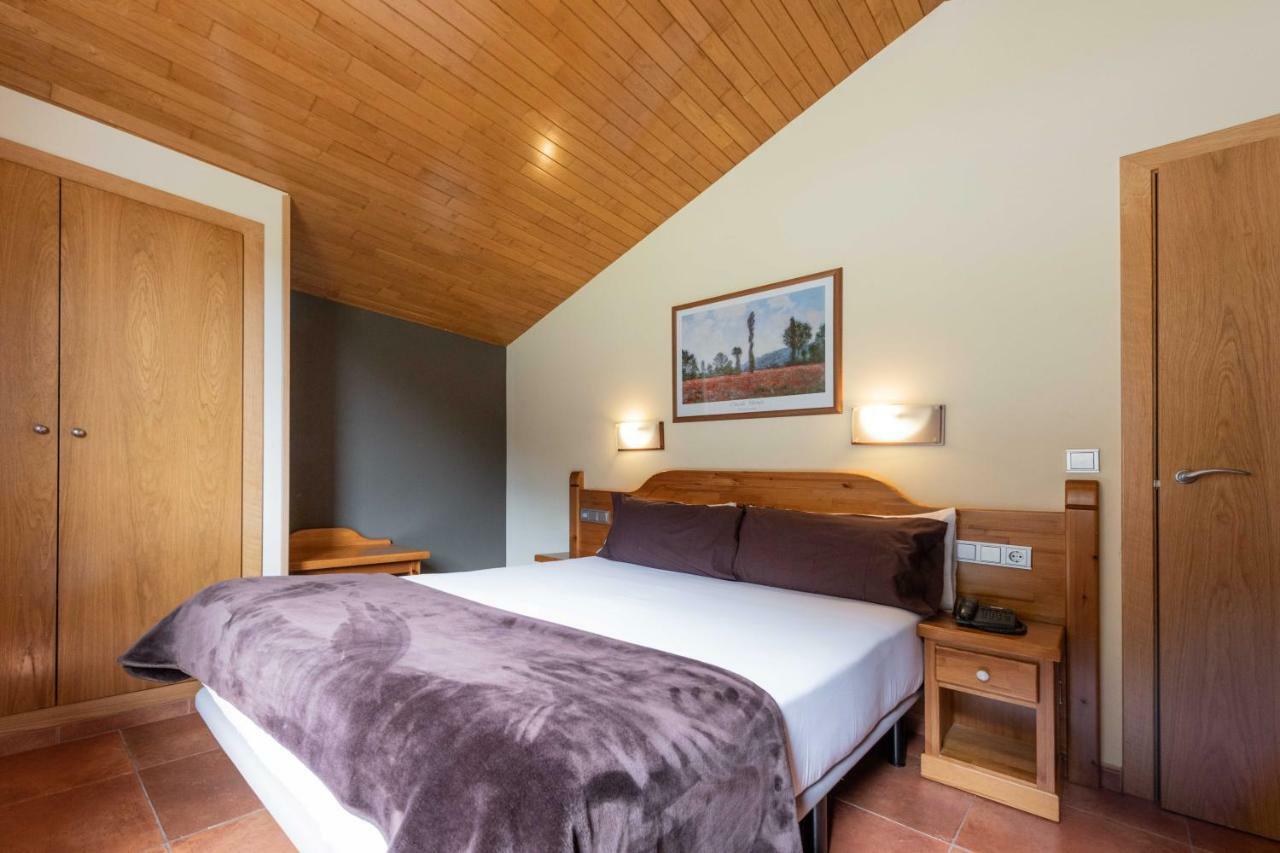 ארינסל Apartaments Sant Moritz מראה חיצוני תמונה